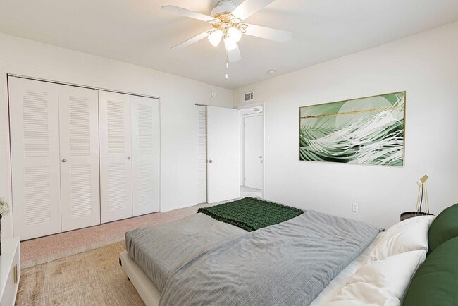 Photo - Brentwood Place