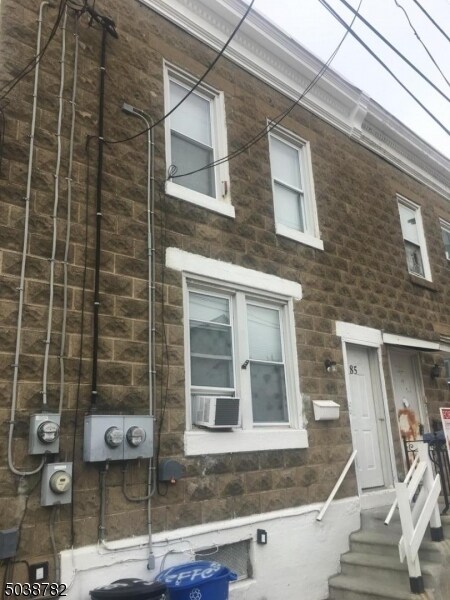 Photo - 85 Jefferson St Unit 2