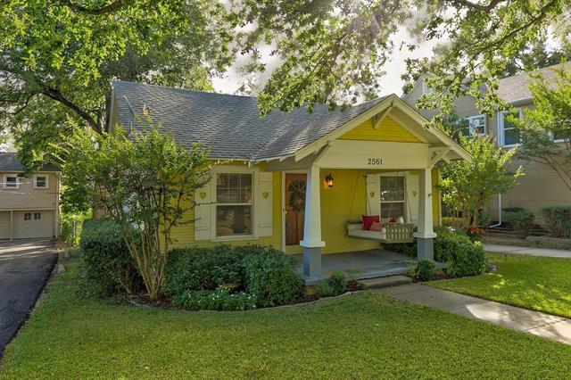 Photo - 2561 Rogers Ave