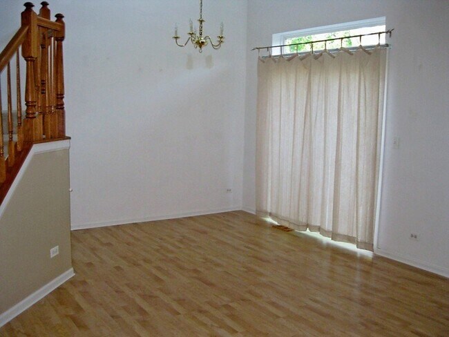 Building Photo - 1387 Redbridge Ct
