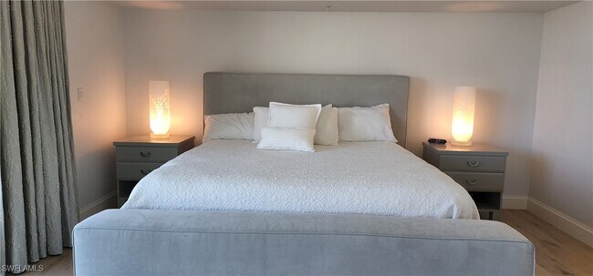 Photo - 20 Seagate Dr Unit 301