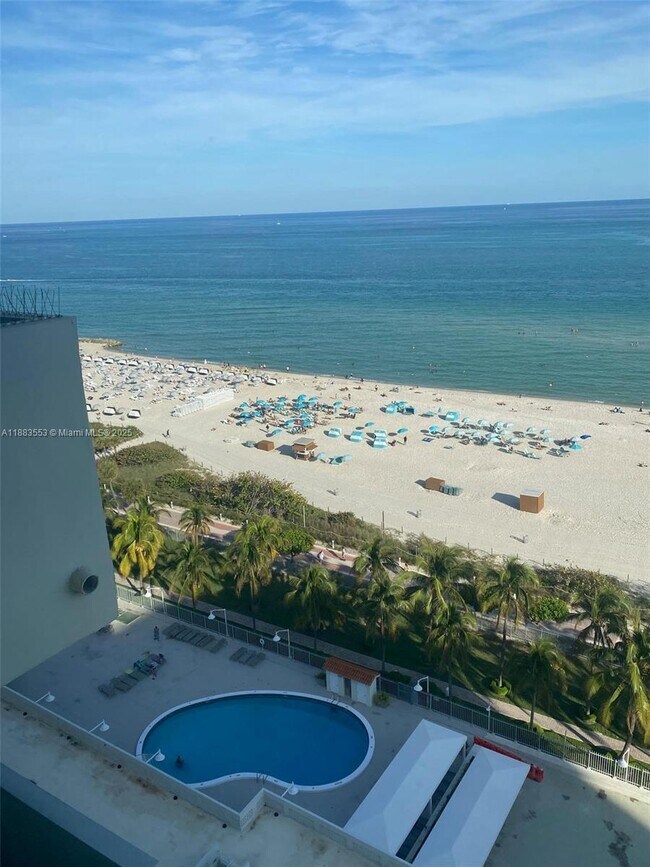 Building Photo - 2899 Collins Ave Unit 1743 Rental