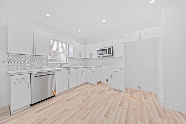 1020 NW 29th Terrace Unit 1