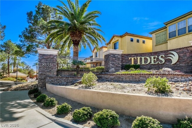 Photo - 8070 Arcadian Ln