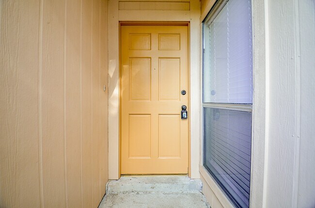 Photo - 1246 Summer Park Ln