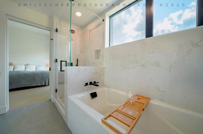 Photo - 6208 Tapia Dr Unidad Malibu Beach Condo
