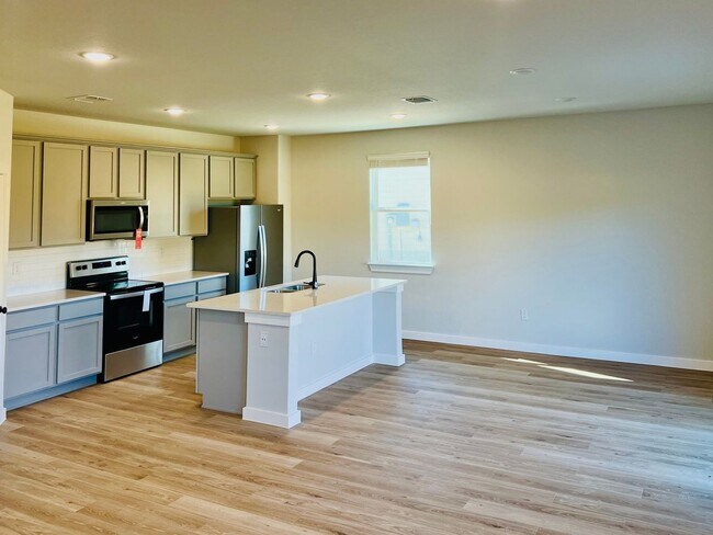 Photo - 14607 Emerio Dr