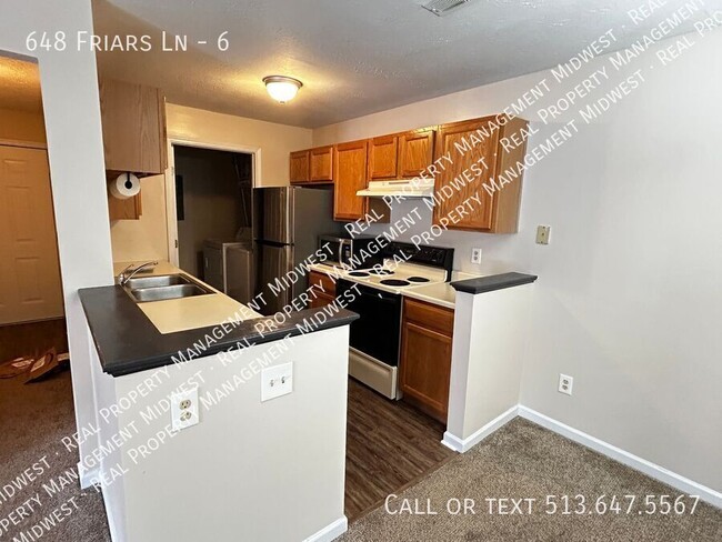 Photo - 648 Friars Ln