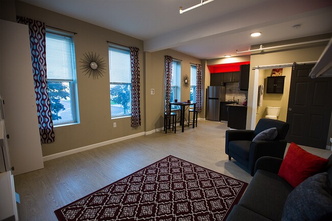 Photo - The Flats @ Hanover Common - Innovative Mi...