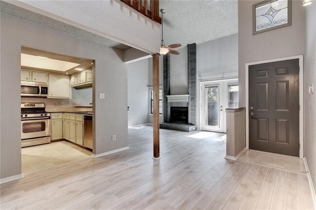 Photo - 1010 W Rundberg Ln Unit 17