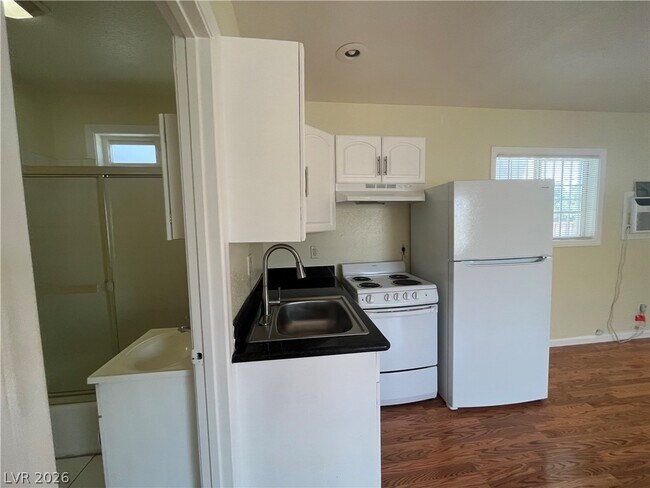 Photo - 331 S 9th St