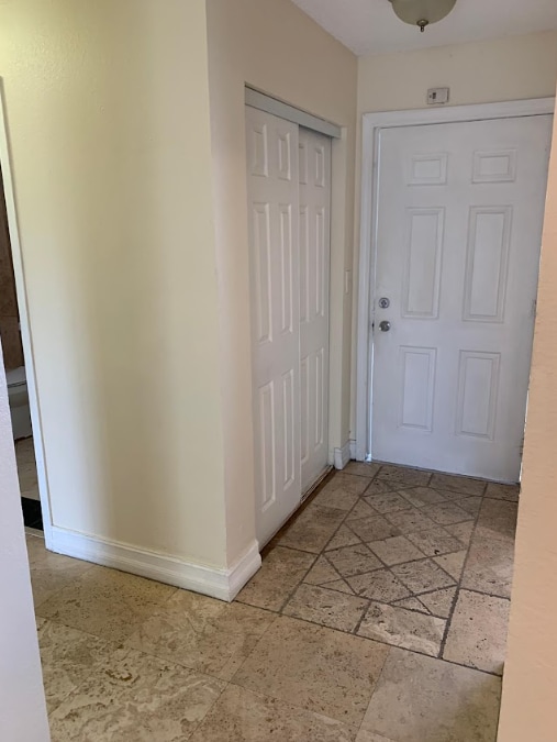 Photo - 505 NW 177th St