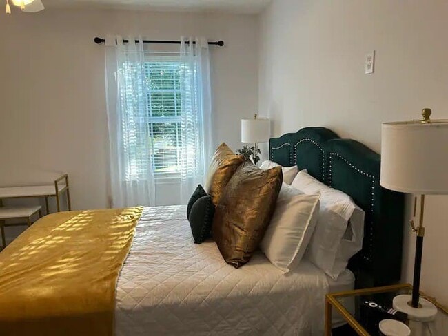 Photo - 825 Harbor Bend Dr