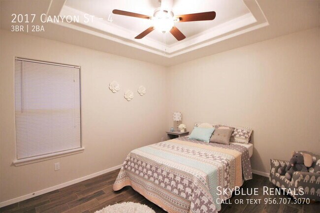 Photo - 2017 Canyon Dr Unit 4