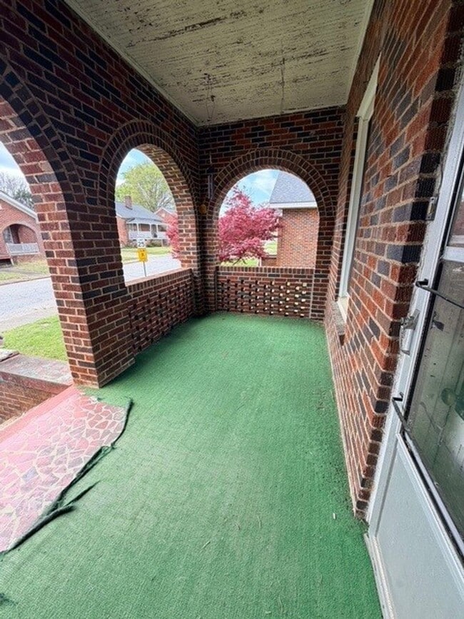 Photo - 100 Piedmont Ave Unit 100 Piedmont