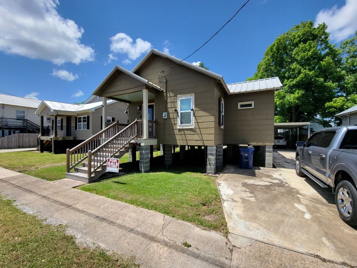 2 Bed/1 Bath Erath House - $950 - 2 Bed/1 Bath Erath House - $950