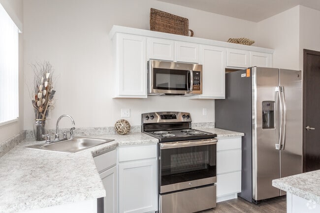 2BR Elkwood - Kitchen