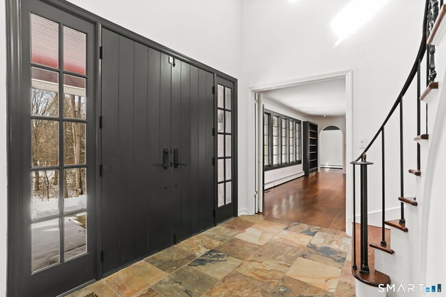 Photo - 11 Partrick Ln