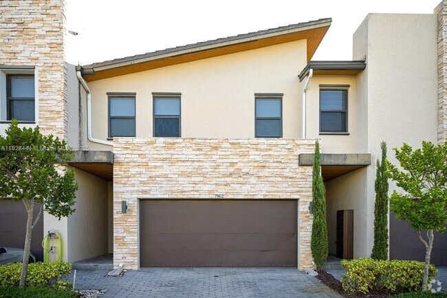 Building Photo - 7962 NW 105th Ct Rental