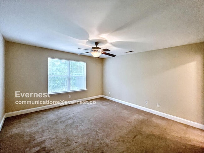 Photo - 1521 Southernwood Dr