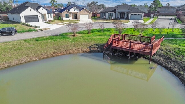 Photo - 2003 Marthoman Drive