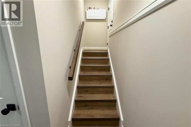 Photo - 675 Princess St Unité Lower Left