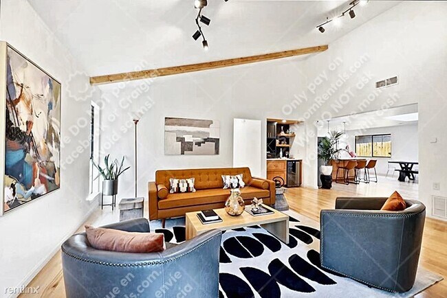 Photo - 3 br, 2 bath House - 7206 Towering Oaks Dr