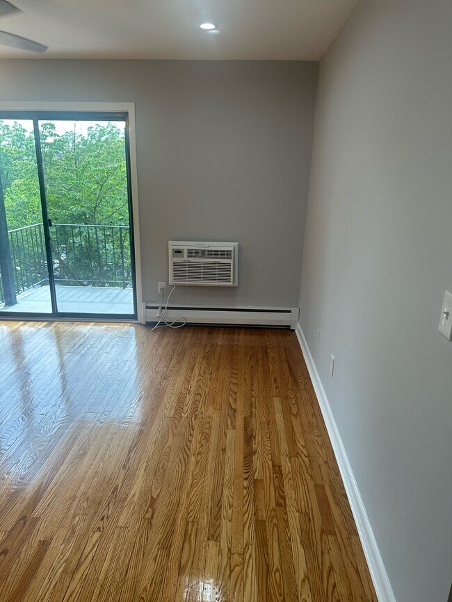 Photo - 1016 W Baltimore Pike Unidad E24