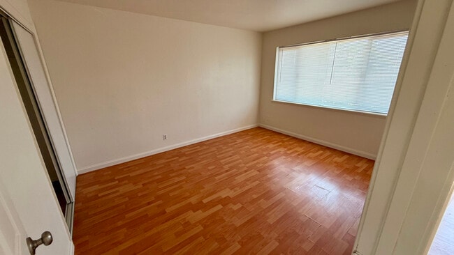 Photo - 10100 Walnut St Unidad 3