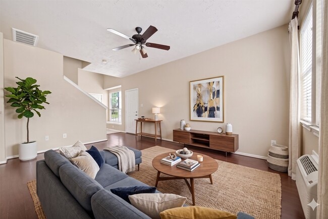 Photo - 5626 Claybeck Ln