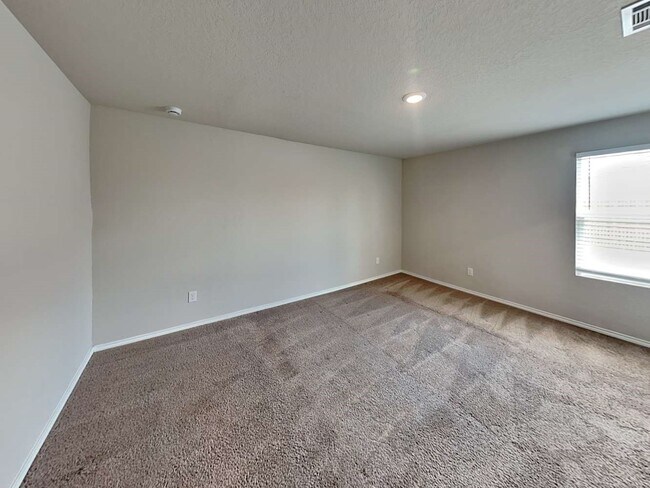 Photo - 10618 Varmus Dr