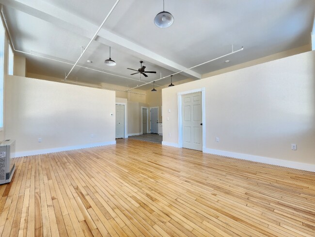 Photo - 21 Jefferson St Unit 1