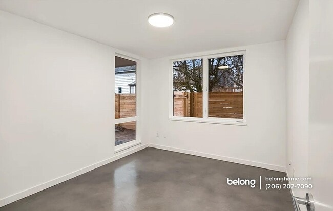 Photo - 823A NW 51st St