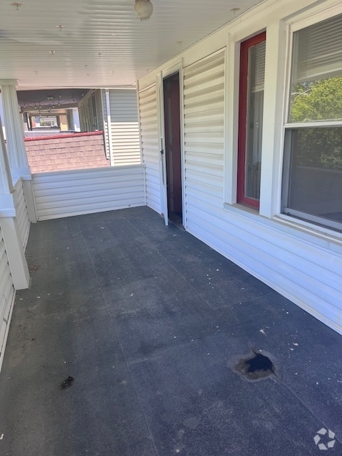 Building Photo - 2205 Edgewood Rd Unit 2nd Rental