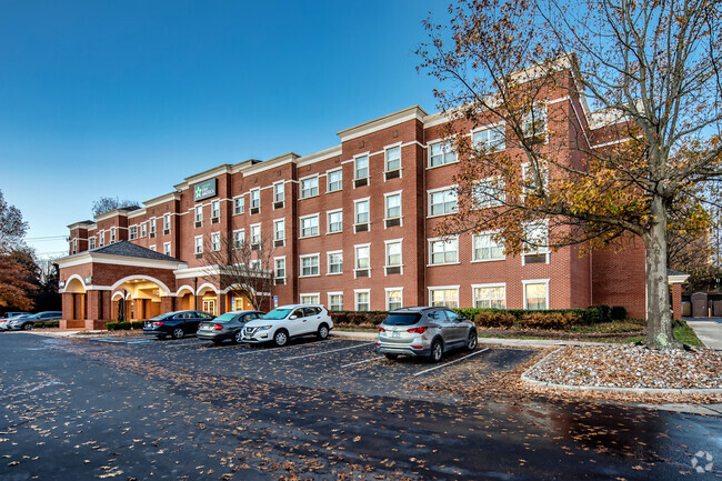 Building Photo - Furnished Studio - Greensboro Rental