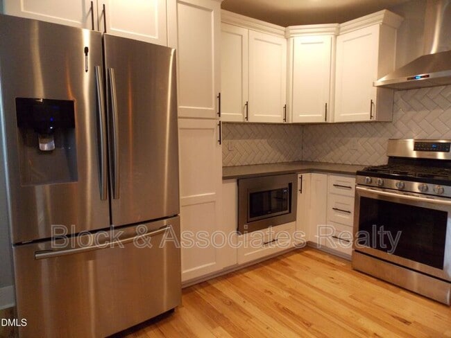 Photo - 202 Lincoln Ct