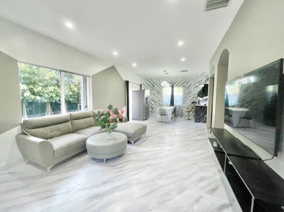 Photo - 1102 NW 26th St