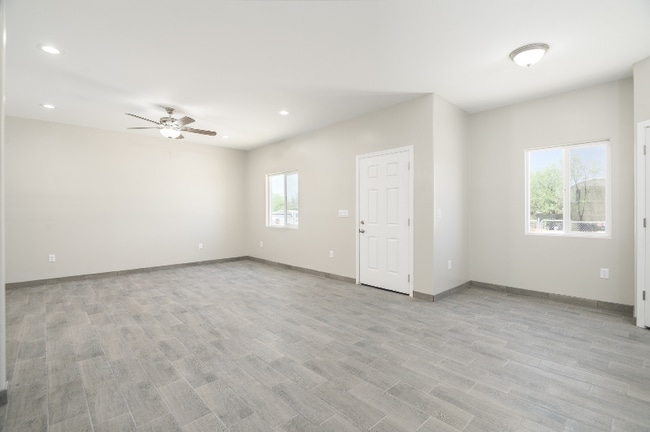 Photo - 1222 N 13th Ave Unidad 1222