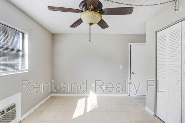 Photo - 2142 Bradford St