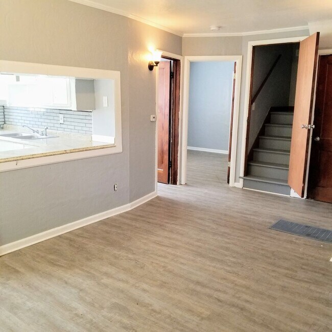 Photo - 396-398 South Powell Avenue Unit 396