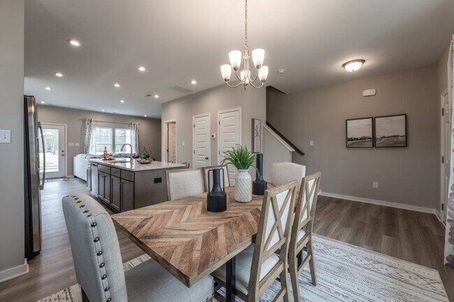 Photo - 3413 Hopkins Rd