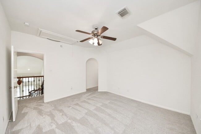 Building Photo - 3811 Parkside Dr Rental