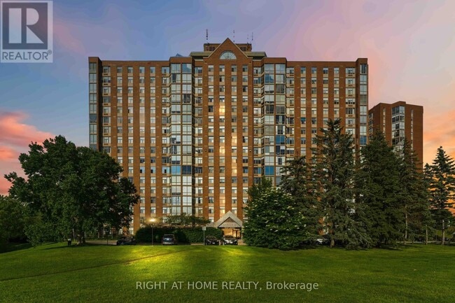 Photo - 2759 Carousel Crescent Unité 911