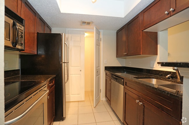 Vantage Point Condominiums