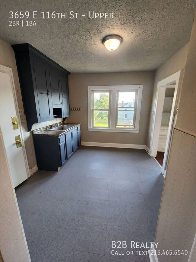 Building Photo - 3659 E 116th St Unit Upper Rental