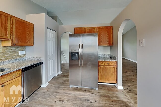 Photo - 1600 Milington Way