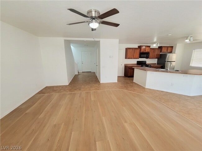 Photo - 9090 Tolford Ave