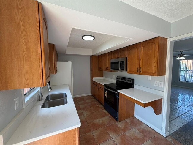 Photo - 3367 Riverview Way Unit 450