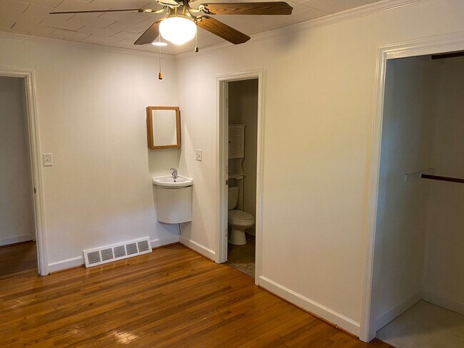 Photo - Walk to downtown Carrboro in minutes!