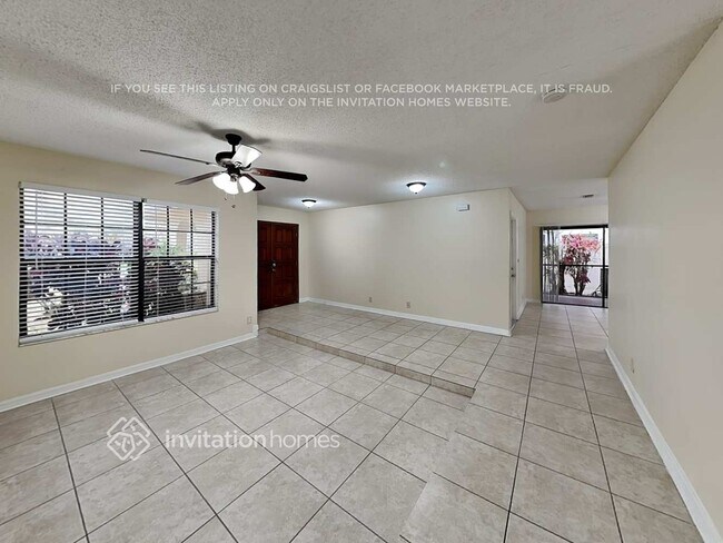 Photo - 14239 Horseshoe Trce